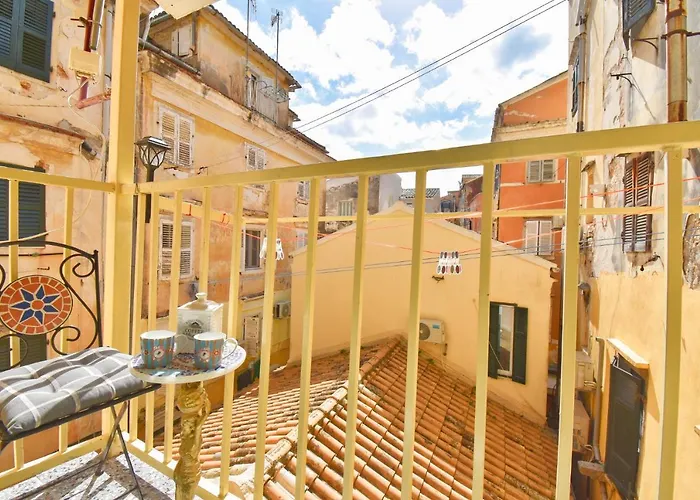 Venetian Well Gallery Apartment In Corfu Old Town